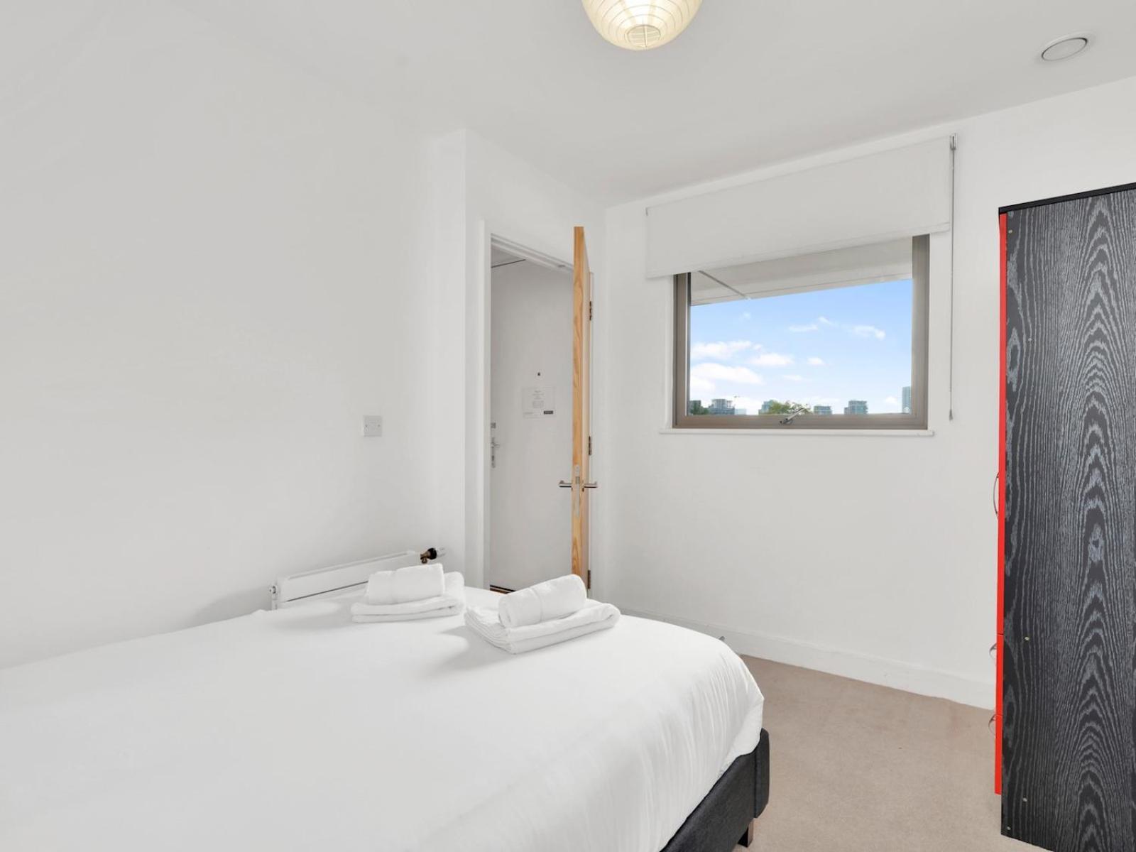 Pass The Keys Spacious 2-bedroom Appartement Londres